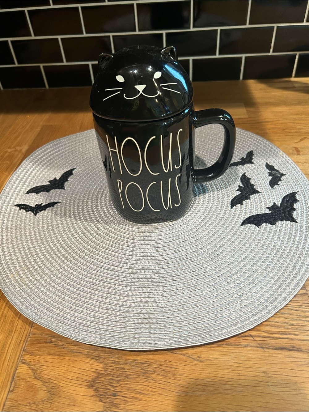 Rae Dunn Halloween Hocus Pocus Black Ceramic Mug With Cat Topper